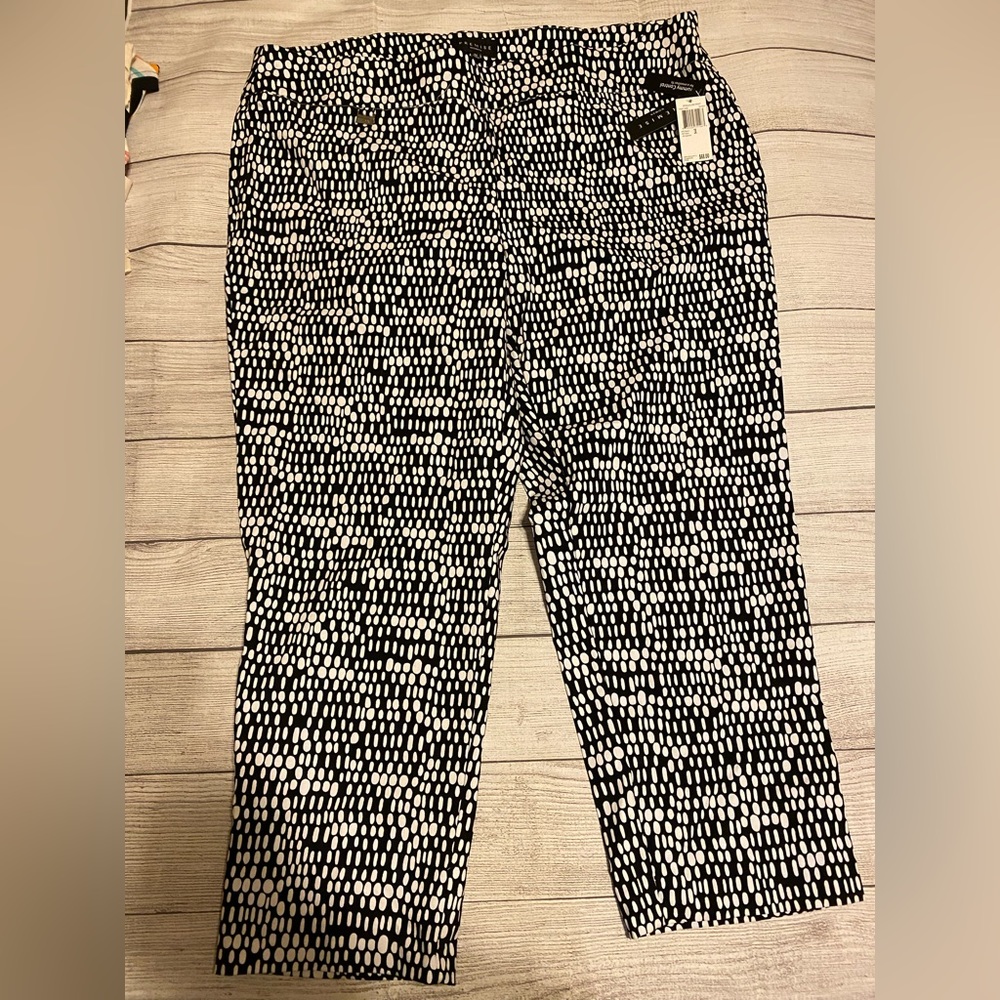 🌼 dressy capris